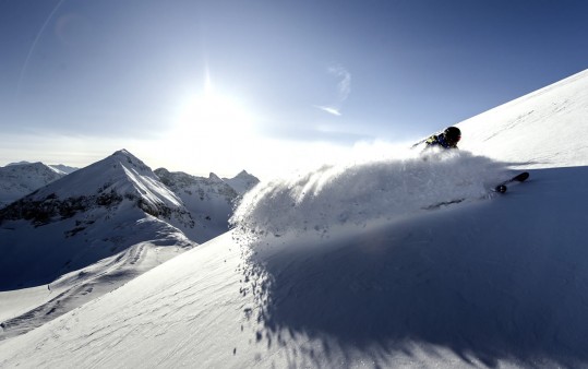 You will experience unforgettable moments on a deep powder snow descent in Obertauern